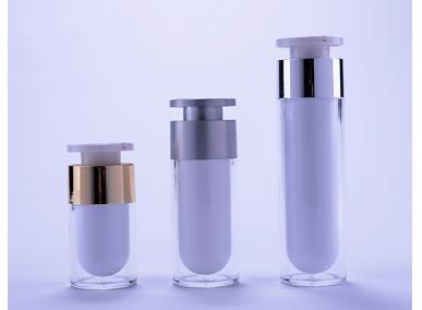 サンプルサイズの香水瓶
