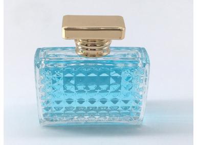  装飾的な香水瓶